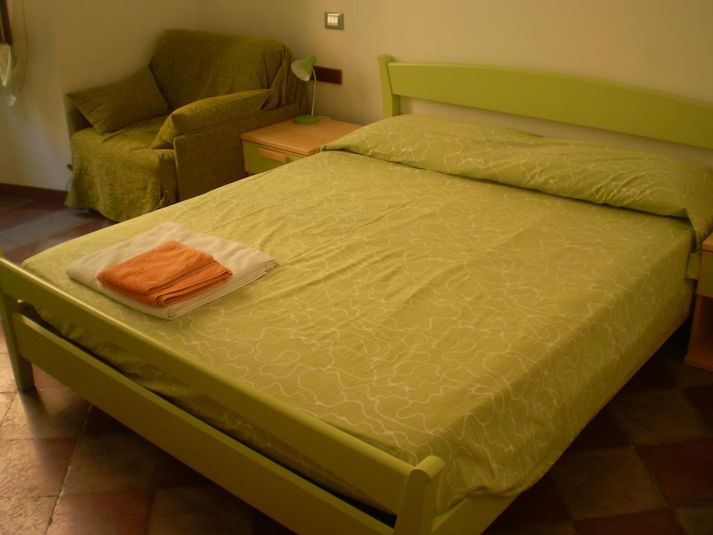 Trasteverooms La Bernardon ローマ 部屋 写真
